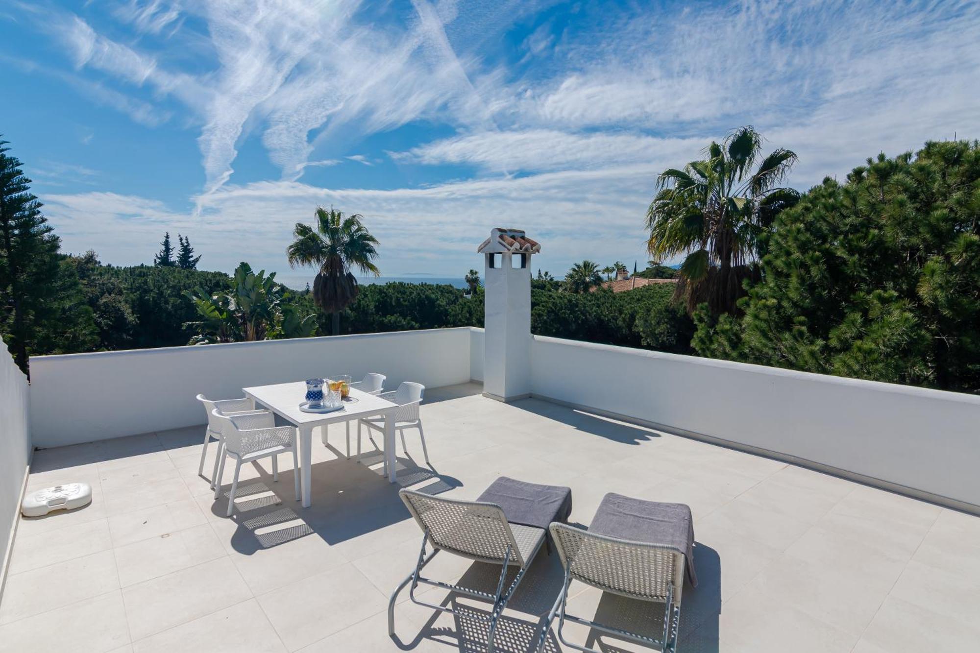 Great Villa Near Beach And Marbella Bagian luar foto